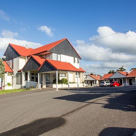 Bennetts Thermal Motor Inn Тауранга Екстер'єр фото